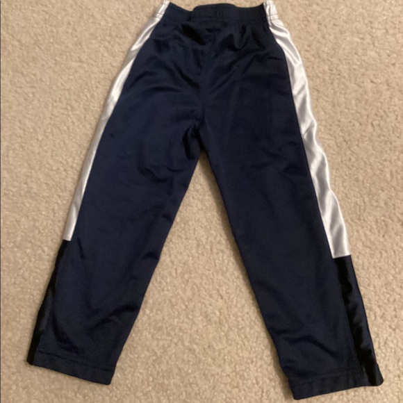 Nike Pants - Picture 2 of 3